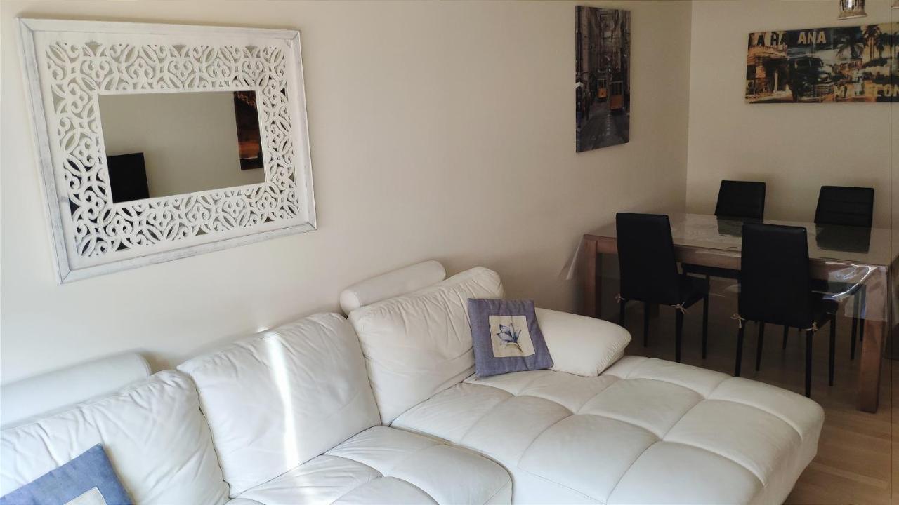 Apartamento en la playa! Parking, wifi, piscina, aire acondicionado y Netflix! Málaga Exterior foto