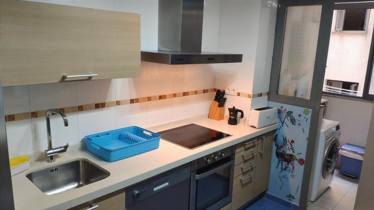 Apartamento en la playa! Parking, wifi, piscina, aire acondicionado y Netflix! Málaga Exterior foto