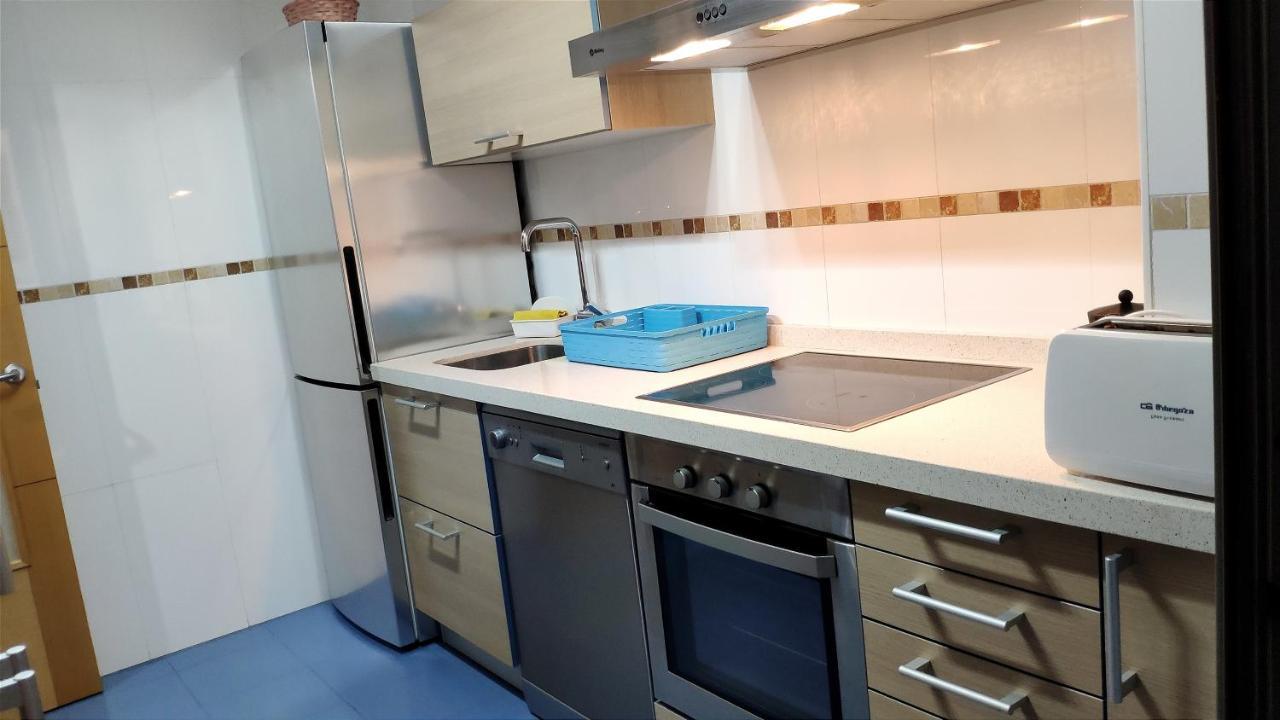Apartamento en la playa! Parking, wifi, piscina, aire acondicionado y Netflix! Málaga Exterior foto