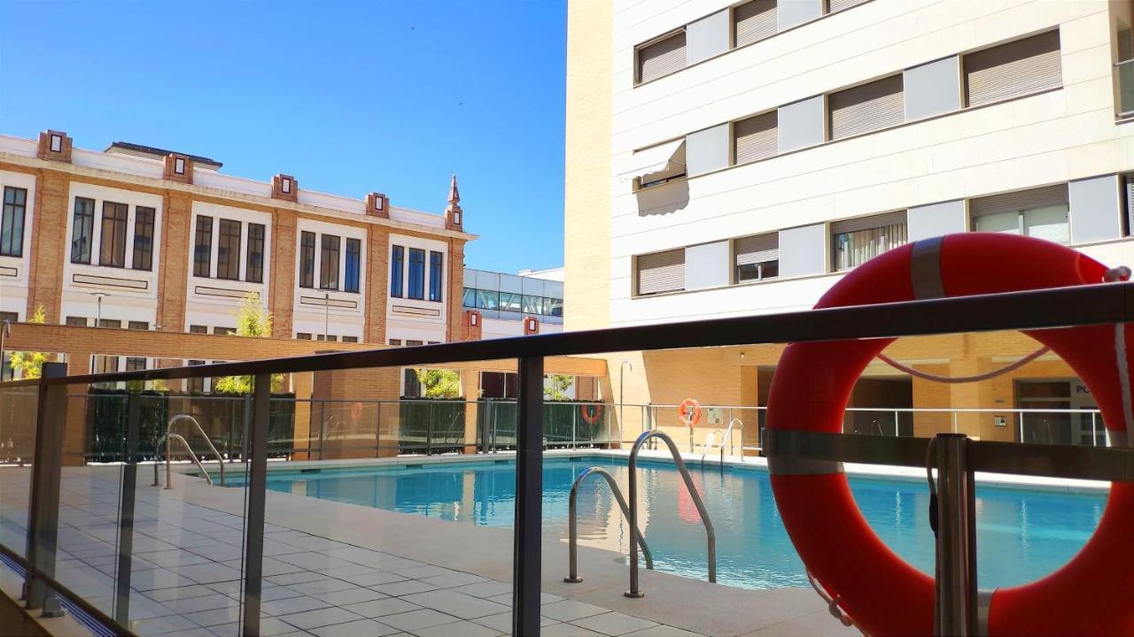 Apartamento en la playa! Parking, wifi, piscina, aire acondicionado y Netflix! Málaga Exterior foto